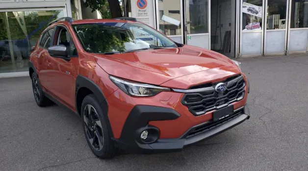 Subaru Crosstrek 2.0i e-Boxer Swiss Plus