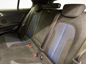 https://vehicle.imgix.net/4431971/0eeee666-cbe2-426d-8802-3ef8b302163d.jpg