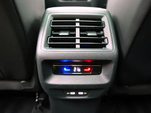 VW Tayron 2.0 TSI DSG R-Line Black Style 4Motion