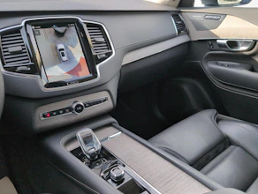 https://vehicle.imgix.net/4432009/2ccdac4e-8006-4aad-80a5-3f67b96fc400.jpg