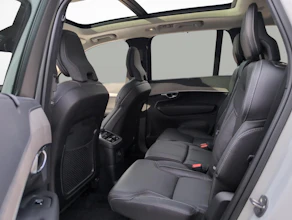https://vehicle.imgix.net/4432009/d4a30942-9fec-4908-a58e-9fd90fc22bd5.jpg