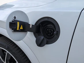 https://vehicle.imgix.net/4432009/f910dfaf-d8af-403b-a459-8aa66ce1cc5a.jpg