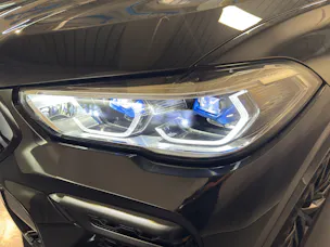 BMW X6 M50i