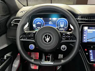 MASERATI Grecale 3.0 V6 Trofeo
