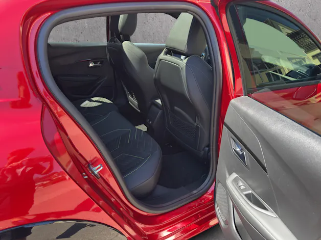 Peugeot 208 1.2 Hybrid 145 GT Exclusive