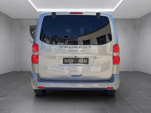 PEUGEOT Traveller Standard 2.2 BlueHDi 180  Family Edition S/S