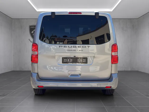 Peugeot Traveller Standard 2.2 BlueHDi 180 Family Edition S/S