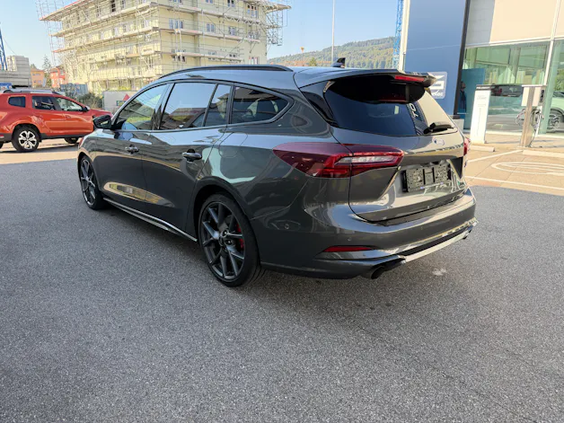 Ford Focus Station Wagon 2.3 EcoB ST X