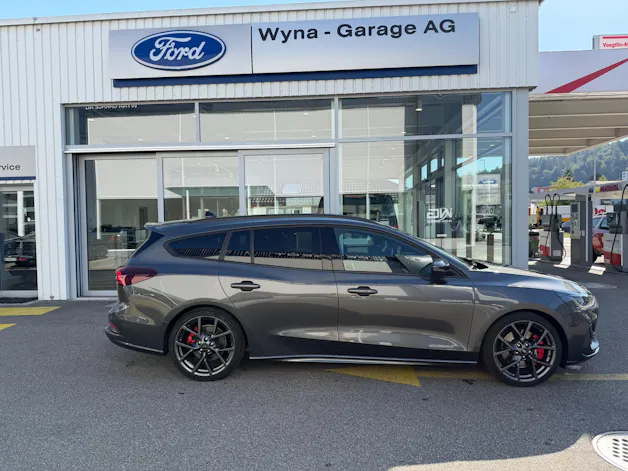 Ford Focus Station Wagon 2.3 EcoB ST X