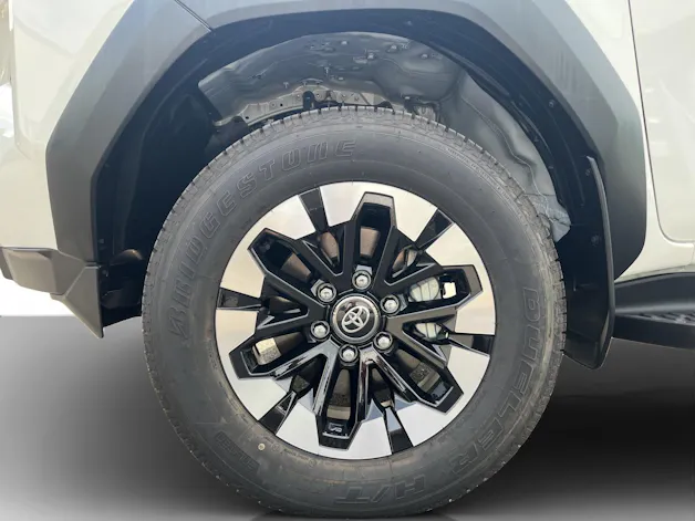 Toyota Hilux Double Cab.-Pick-up 2.8 D-4D MHEV 204 Style