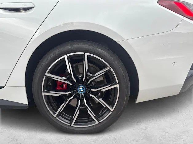 BMW i4 eDrive40