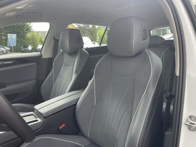 VW Passat Variant 2.0 TDI Business DSG