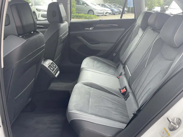 VW Passat Variant 2.0 TDI Business DSG