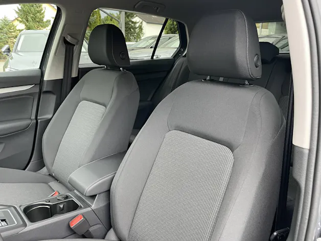 VW Golf VIII 1.5 eTSI Value DSG