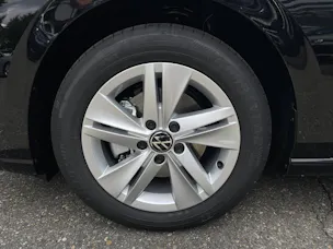VW Golf VIII 1.5 eTSI Value DSG