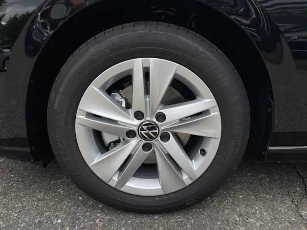 VW Golf VIII 1.5 eTSI Value DSG