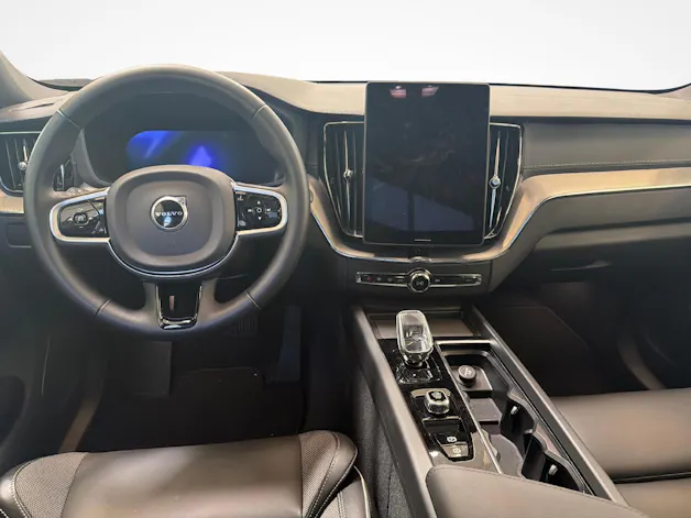 VOLVO XC60 2.0 T6 TE Black Edition eAWD - Ruote invernali incluse