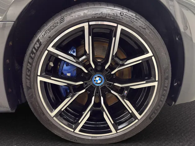 BMW i4 M50