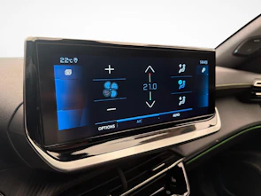 immagine del veicolo PEUGEOT 2008 1.2 PureTech 155 GT