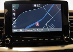 https://vehicle.imgix.net/4432394/94258840-7caf-4ade-bf11-073b2a2f9f7e.jpg