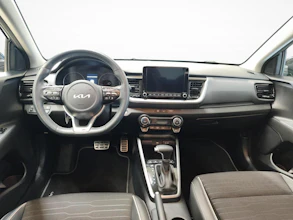 https://vehicle.imgix.net/4432394/fd50a8af-d5f5-4acf-b34d-7452cf437cc4.jpg