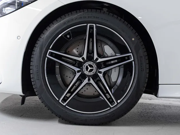 MERCEDES-BENZ C 220 d 4MATIC T-Modell Swiss Star