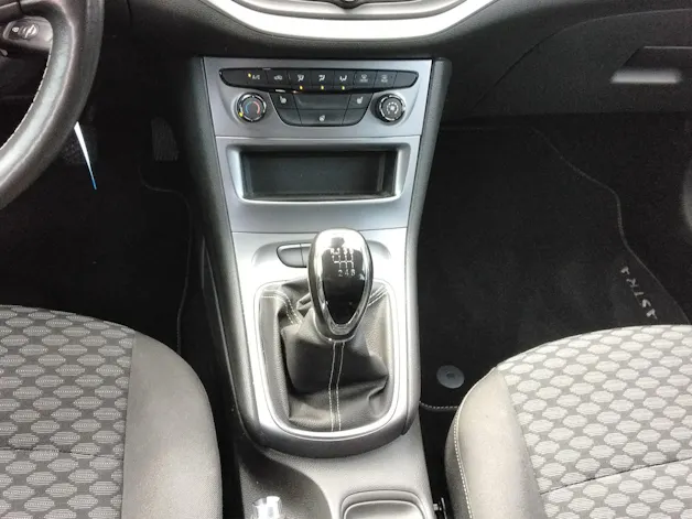 Opel Astra 1.2 T 130 Edition S/S