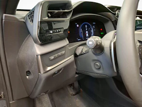 https://vehicle.imgix.net/4432443/b1a7e42b-60e6-4e4a-a184-e7ec2e7fa28c.jpg