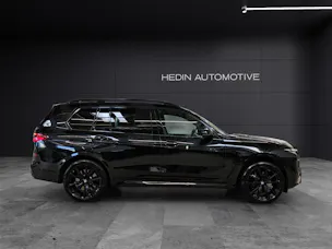 BMW X7 M60i