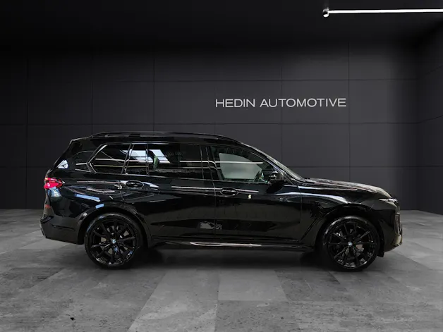 BMW X7 M60i