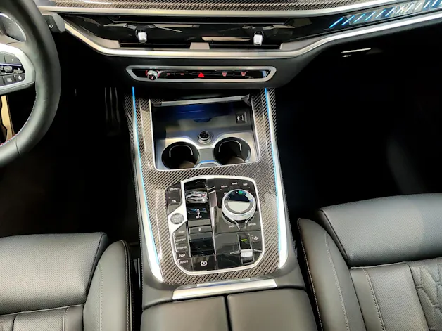 BMW X7 M60i