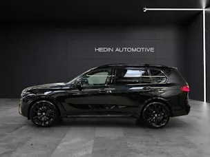 BMW X7 M60i
