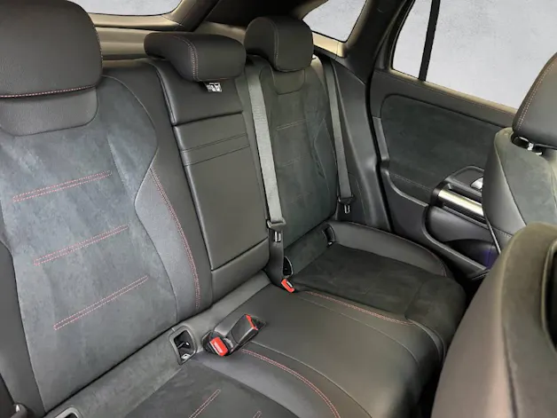 Mercedes-Benz EQA 350 AMG Line 4Matic Swiss Star