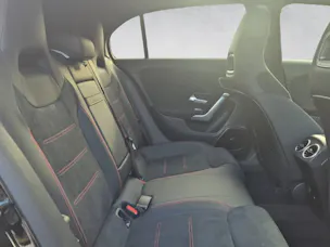 MERCEDES-BENZ A 250 e AMG Line EQ Star