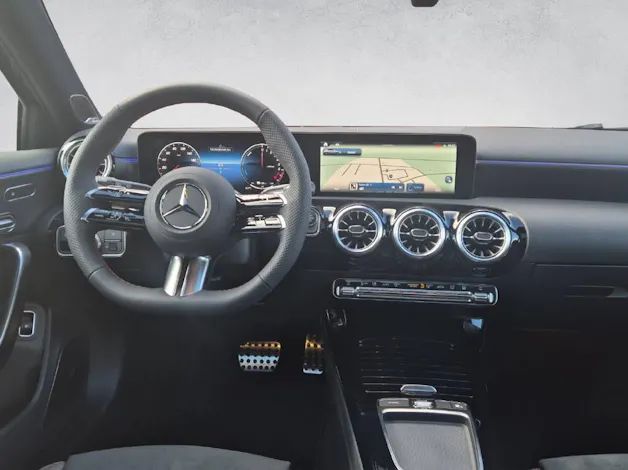 Mercedes-Benz A 250 e AMG Line EQ Star