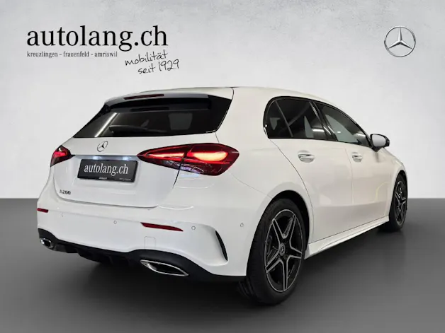Mercedes-Benz A 200 AMG Line Night Star