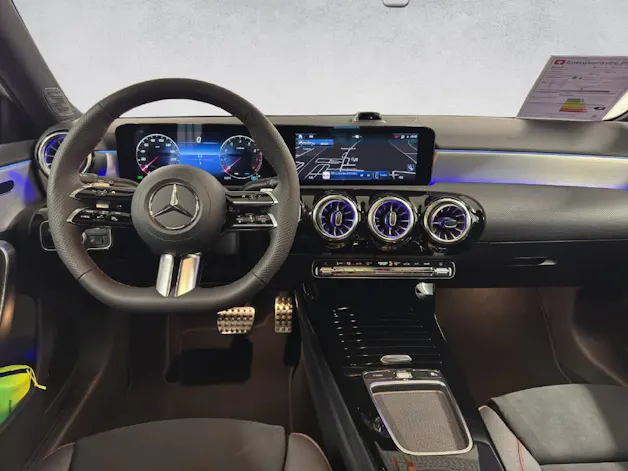Mercedes-Benz A 200 AMG Line Night Star