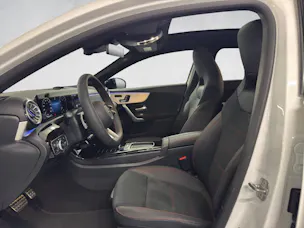 MERCEDES-BENZ A 200 AMG Line Night Star