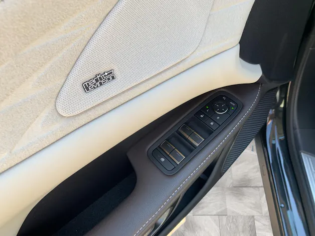Lexus RX 450h+ Excellence