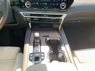 Lexus RX 450h+ Excellence