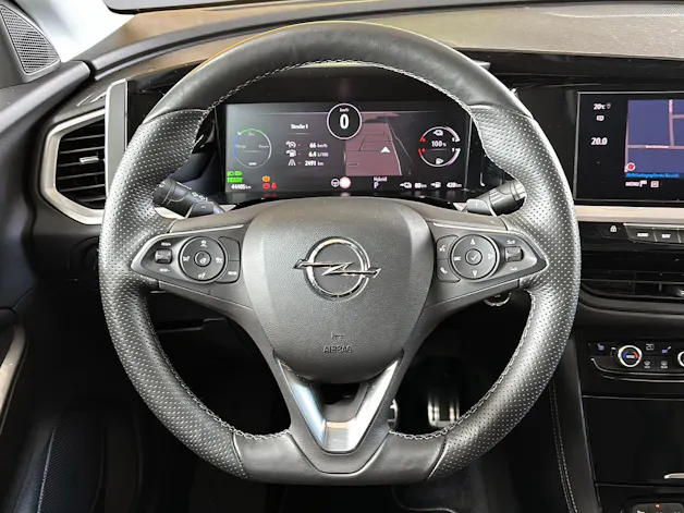 OPEL Grandland 1.6 T PHEV GSE