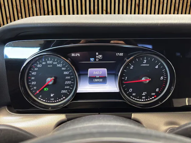 Mercedes-Benz E 220 d