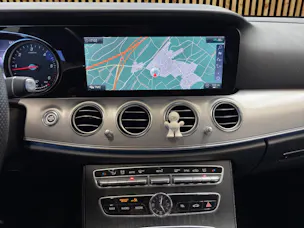 Mercedes-Benz E 220 d