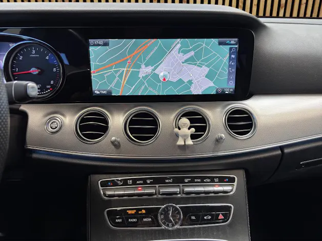 Mercedes-Benz E 220 d