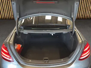 Mercedes-Benz E 220 d