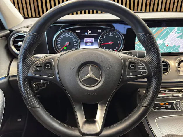 Mercedes-Benz E 220 d