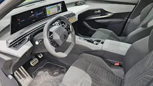 PEUGEOT 3008 e-GT