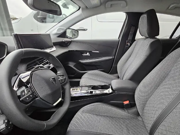 Peugeot 208 1.2 Hybrid Allure Premium