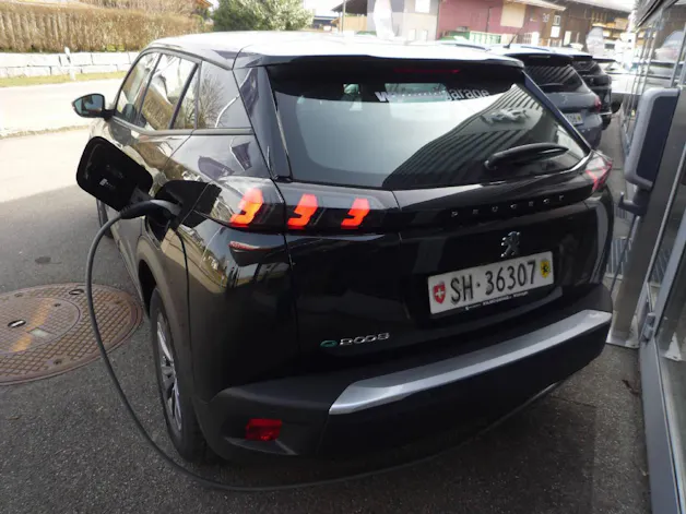 Peugeot 2008 e-Active (ex Demo)