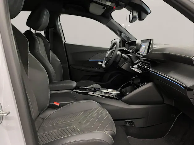 Peugeot 2008 e-GT